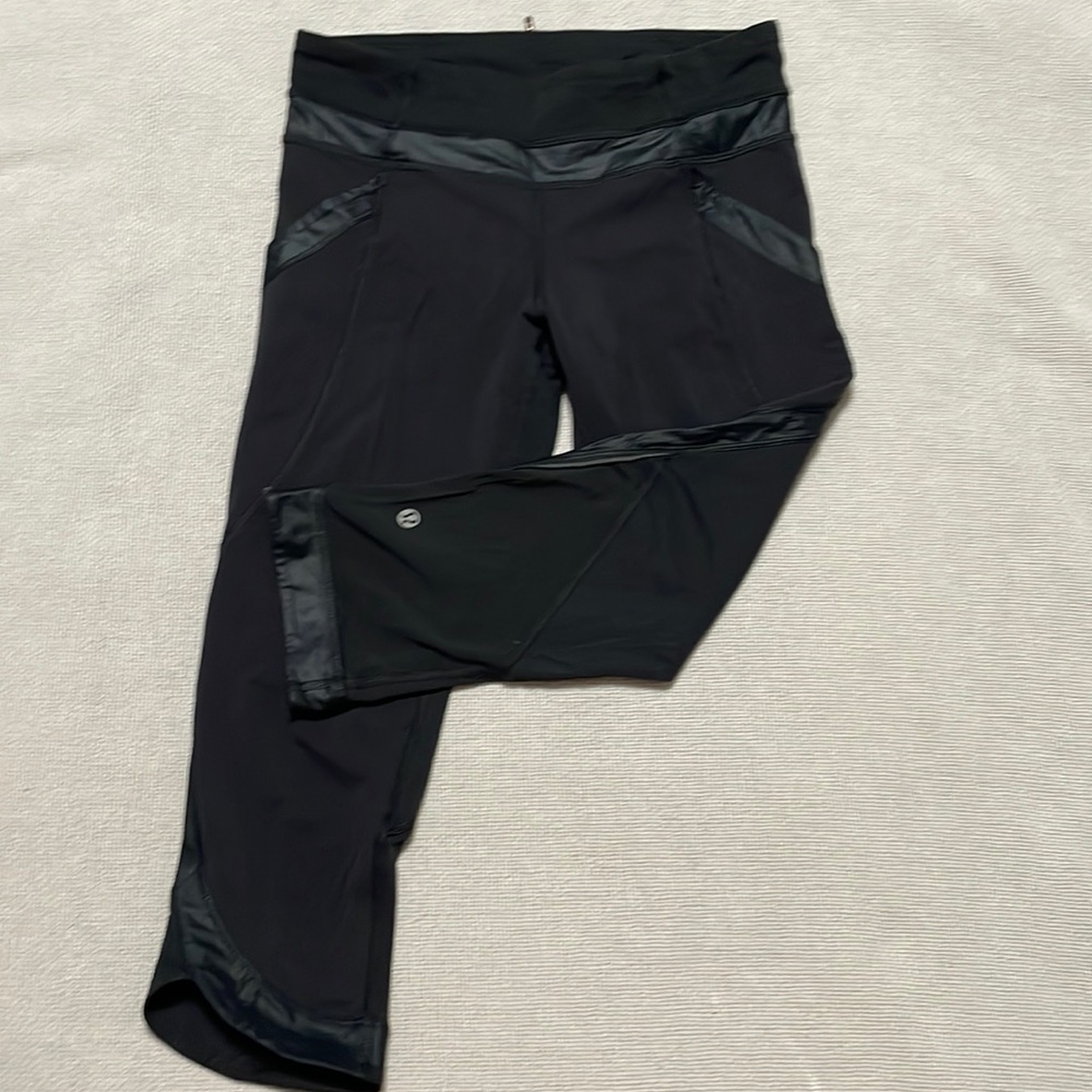 Lululemon cropped leggings